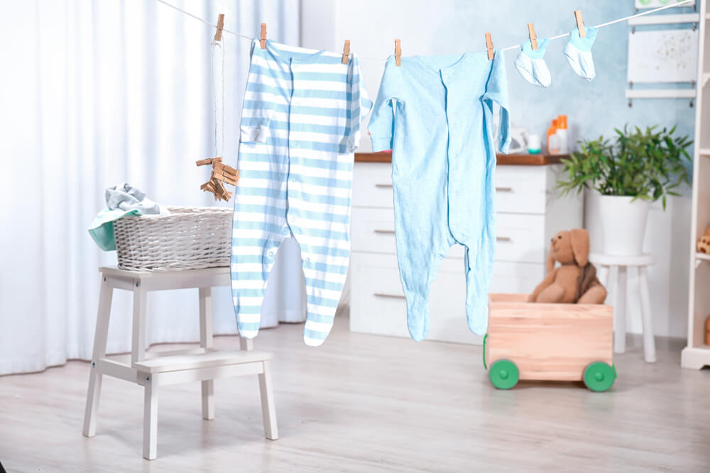 Uscarea hainelor in casa - ce riscuri implica si ce solutii exista pentru un aer de calitate