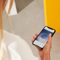 Ventilator Smart Duux Whisper Flex cu Baterie, 26 viteze, oscilatie verticala si orizontala, WiFi, Telecomanda, Timer