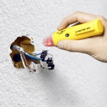 Detector de tensiune BE16 Trotec, Alarma optica acustica, Domeniul de masurare V/AC: 5-1000 V,  Clasa de protectie CAT IV 1.000