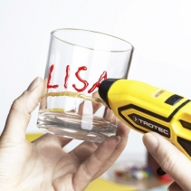 Set batoane colorate de lipici fierbinte Trotec, 50 bucati, Ø 7 mm